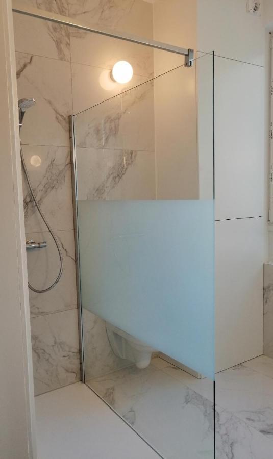 Large Apartment 800M From The Beach 90 Square Meters Ostenda Esterno foto
