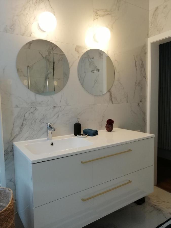 Large Apartment 800M From The Beach 90 Square Meters Ostenda Esterno foto