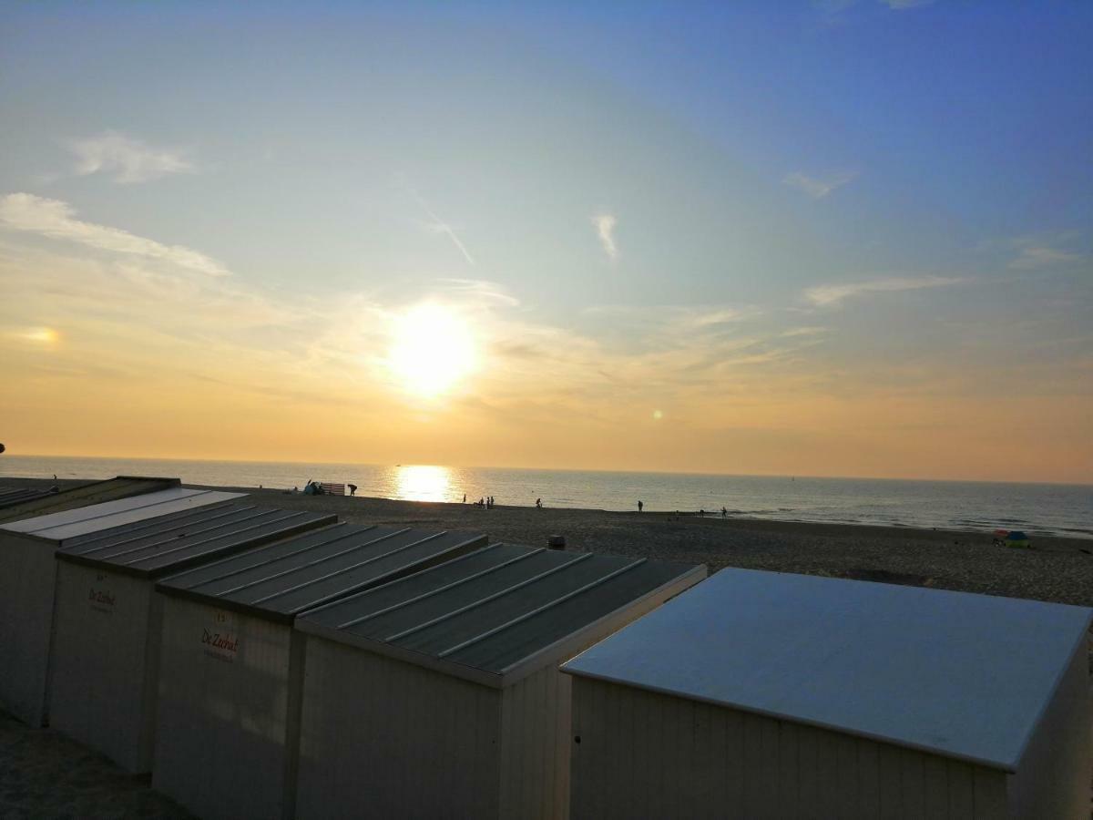 Large Apartment 800M From The Beach 90 Square Meters Ostenda Esterno foto